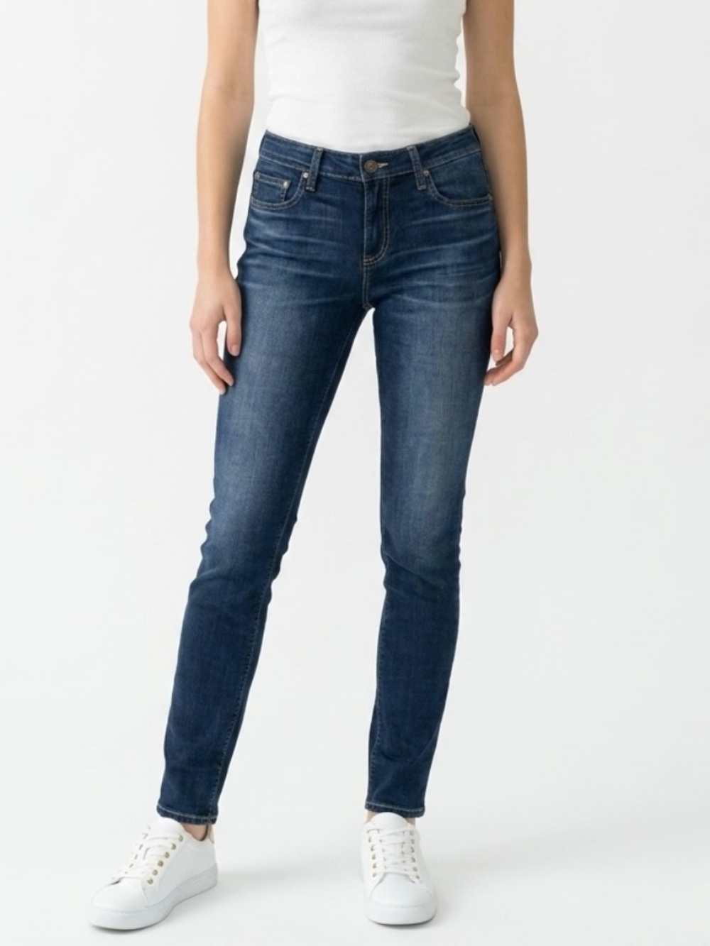 Big Star • Maddie Skinny Stretch Dark Wash Jeans Size 29